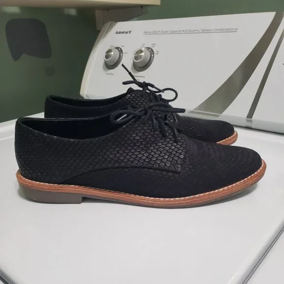 Vince Camuto Nilee Lace Up Oxford Loafers | 8.5 - Picture 4 of 8